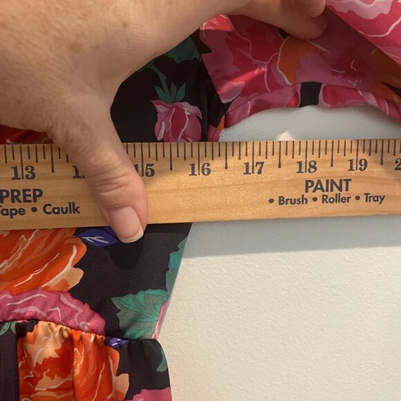 Francesca’s Mi Ami Dress Size Small S Floral Pink Satin Babydoll Minidress Seth - Picture 9 of 12